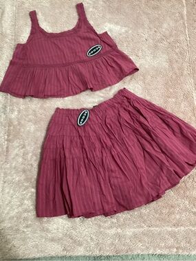 Women's Mauve Tiered Mini Skirt Lightweight Pleated Design & Tank Top